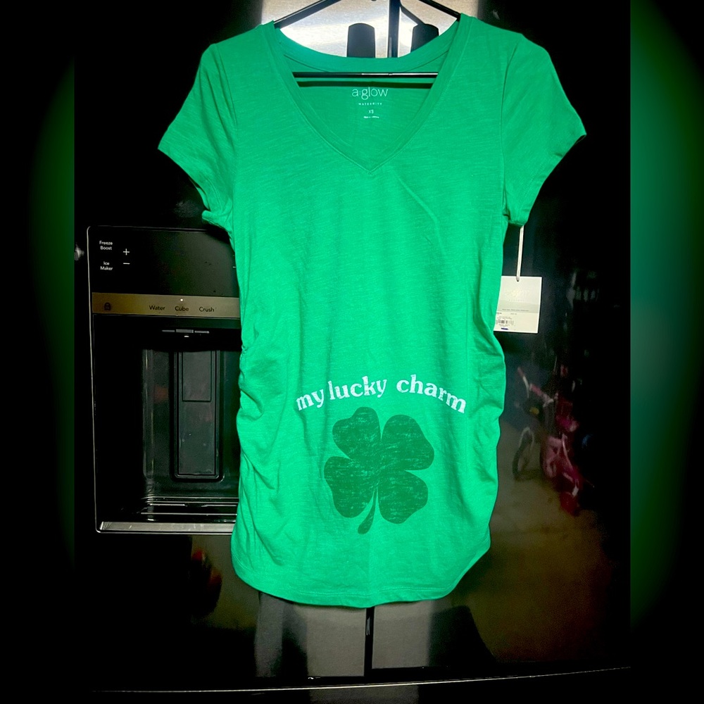 XS new maternity shirt